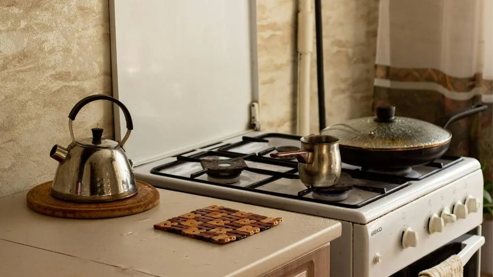 7 Signs Your Kitchen Needs Better Ventilation and Airflow